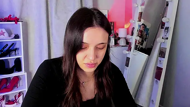 Sahara Shields online show from 02/04/26, 09:04