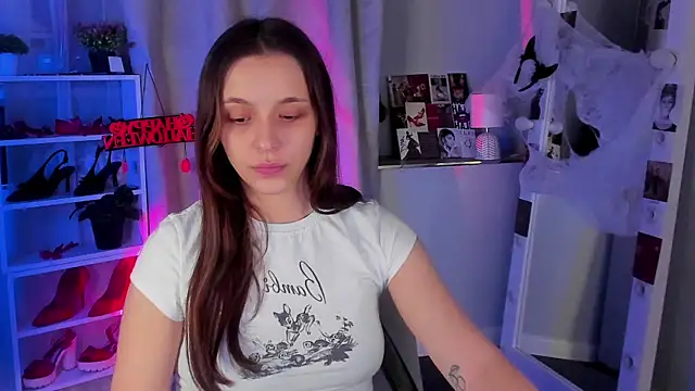 Sahara Shields online show from 10/28/25, 10:14