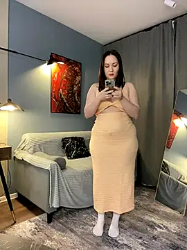 Kiss My Body online show from 11/19/25, 02:50