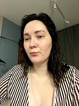 Kiss My Body online show from 12/05/25, 06:28