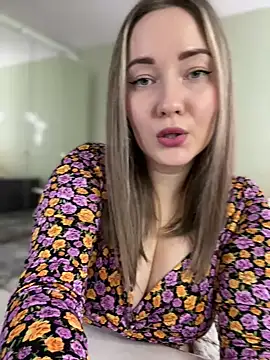 Kiss My Body online show from 02/14/25, 10:17