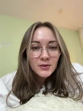 Kiss My Body online show from 01/27/25, 10:16