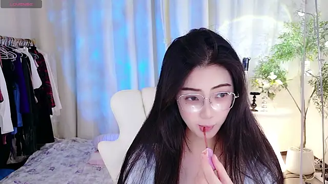miaomiao-777 online show from 09/13/25, 02:17