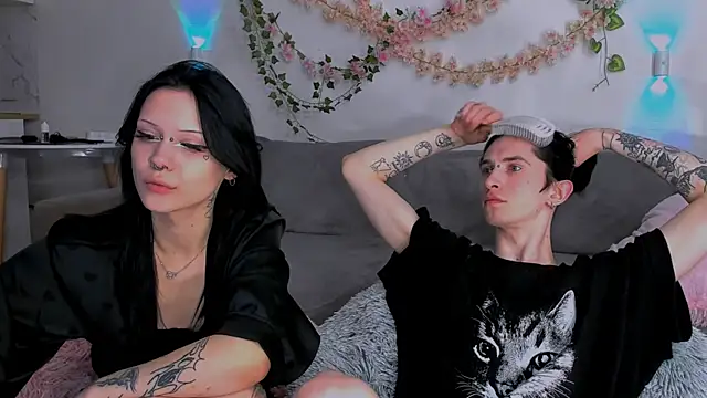 Snapshot of LadyTrep chatting on 04/10/26, 07:43 LadyTrep online show from 04/10/26, 07:43