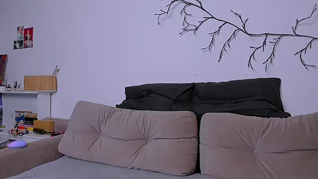 LadyTrep online show from 10/08/25, 06:19