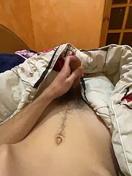 Snapshot of faceless134 chatting on 01/13/25, 01:49 faceless134 online show from 01/13/25, 01:49