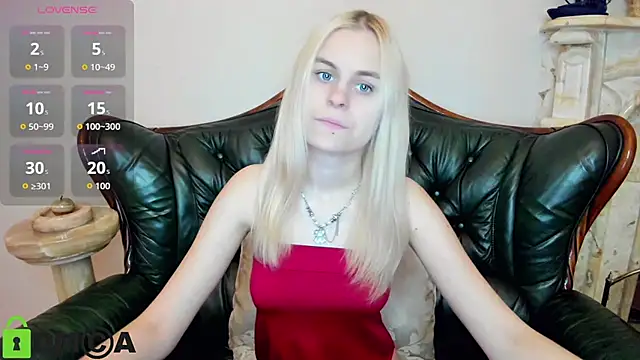 HillEva online show from 10/31/25, 08:33