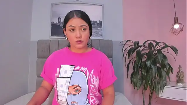 janna lopez  online show from 11/12/25, 10:52