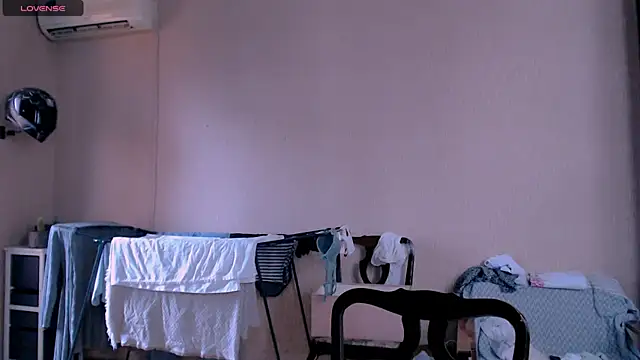  Roselina  online show from 09/28/25, 08:10