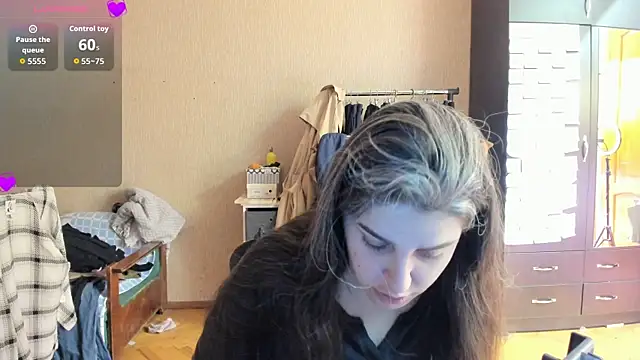  Roselina  online show from 05/06/26, 05:17
