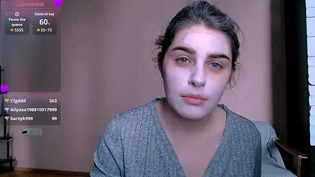  Roselina  online show from 10/28/25, 11:20