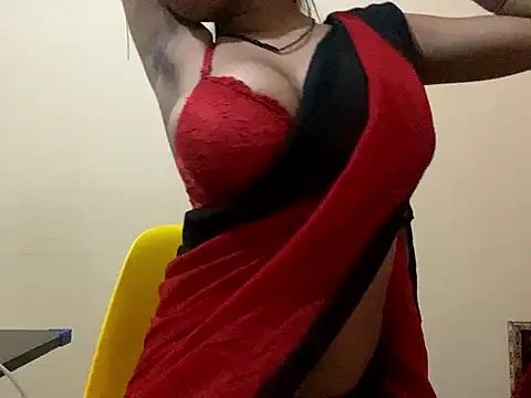 Snapshot of Sandhya_lovely chatting on 02/25/25, 11:21 Sandhya lovely online show from 02/25/25, 11:21