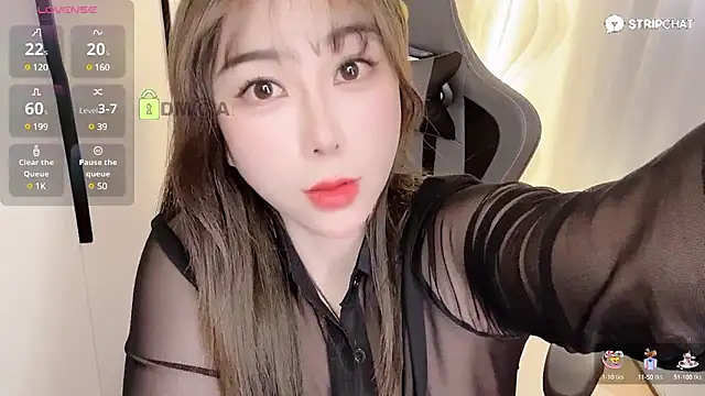 Snapshot of Alano-01 chatting on 03/22/25, 12:35 Alano-01 online show from 03/22/25, 12:35