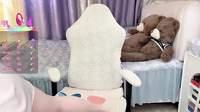 Snapshot of Alano-01 chatting on 09/27/25, 01:45 Alano-01 online show from 09/27/25, 01:45