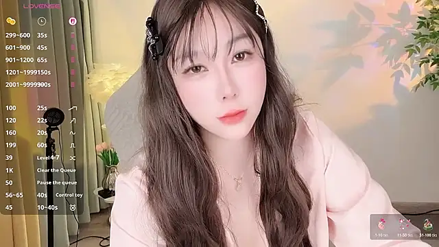 Alano-01 online show from 11/21/25, 04:22