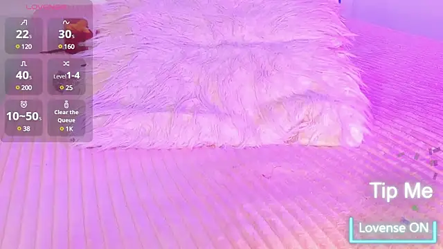 Snapshot of IslaBlaze chatting on 03/15/25, 03:27 IslaBlaze online show from 03/15/25, 03:27