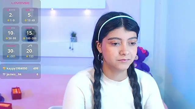 Snapshot of IslaBlaze chatting on 03/11/25, 02:40 IslaBlaze online show from 03/11/25, 02:40