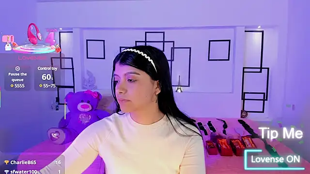 Snapshot of IslaBlaze chatting on 03/22/25, 03:09 IslaBlaze online show from 03/22/25, 03:09