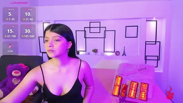 Snapshot of IslaBlaze chatting on 03/15/25, 12:24 IslaBlaze online show from 03/15/25, 12:24