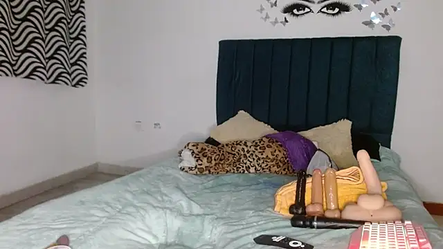 Keyler True18 online show from 10/24/25, 01:26