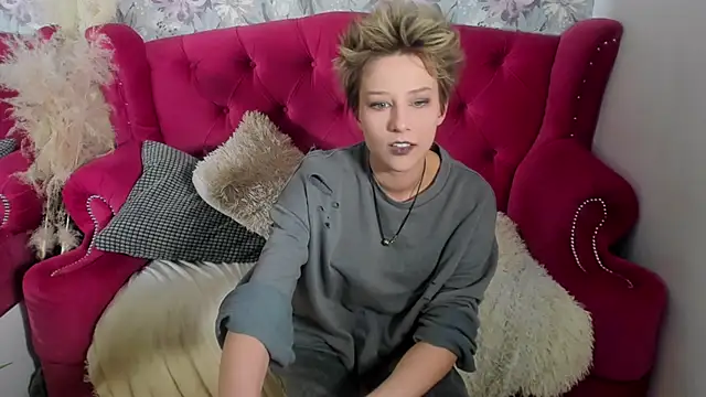 Snapshot of via_mayer_ chatting on 03/21/25, 02:50 via mayer online show from 03/21/25, 02:50