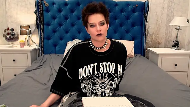 via mayer  online show from 03/07/26, 04:52