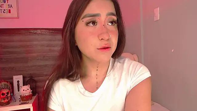 AdaaMillan online show from 11/16/25, 01:05