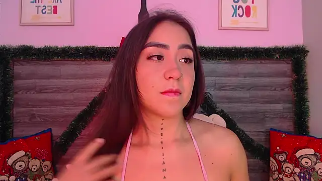 AdaaMillan online show from 12/22/25, 08:09