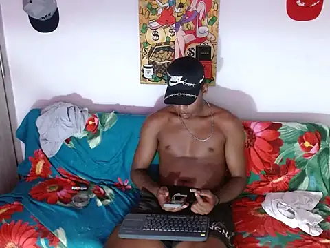 Snapshot of Master_foot_ chatting on 05/26/26, 03:15 Master foot online show from 05/26/26, 03:15
