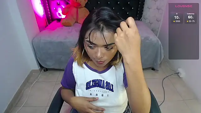 madelein m online show from 02/25/25, 12:27