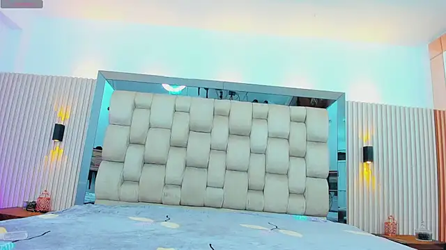 Snapshot of pocahontas_pow chatting on 11/14/25, 12:20 pocahontas pow online show from 11/14/25, 12:20