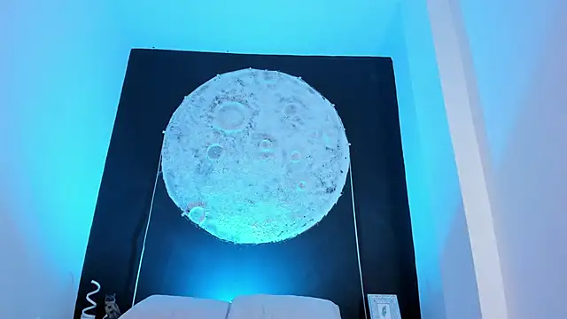 EthaanCox online show from 11/01/25, 09:19