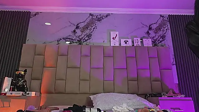 EthaanCox online show from 02/22/26, 08:49