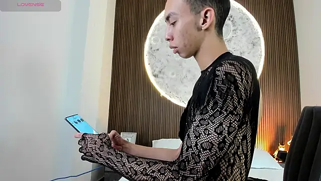 EthaanCox online show from 01/08/26, 08:48