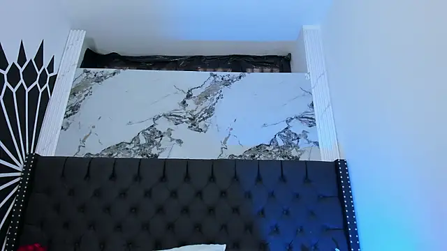 EthaanCox online show from 03/17/26, 08:45