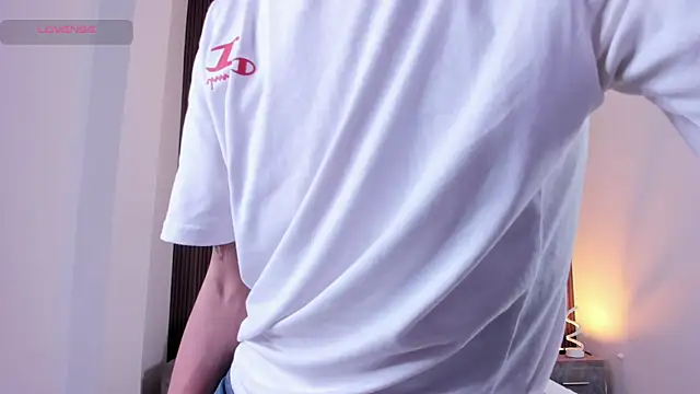 EthaanCox online show from 01/16/26, 09:52