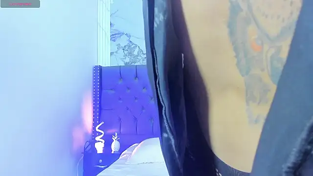 EthaanCox online show from 03/22/26, 09:49