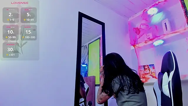 Miss sparkle00 online show from 10/29/25, 05:28