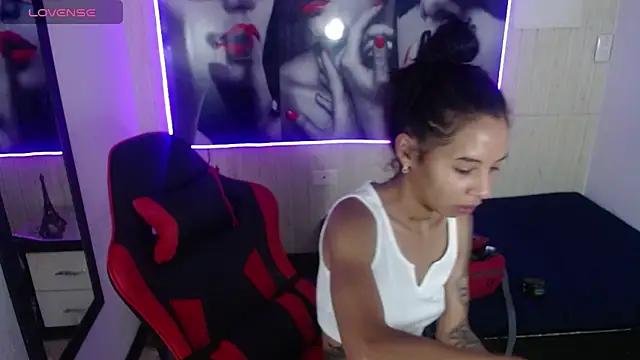 Miss sparkle00 online show from 01/13/26, 08:13