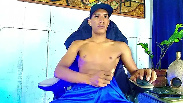 matteo rivas online show from 10/04/25, 04:36