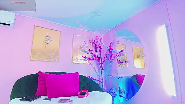 scarlette69 online show from 03/20/26, 07:37