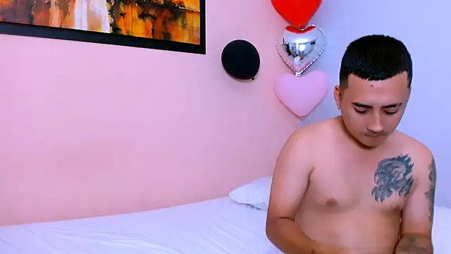 Sunny and Bastian online show from 02/22/25, 03:45