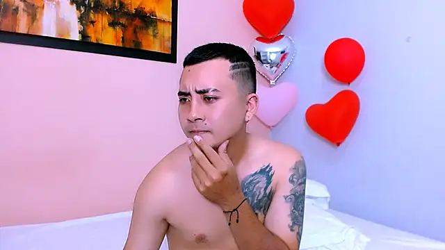 Sunny and Bastian online show from 02/21/25, 05:35