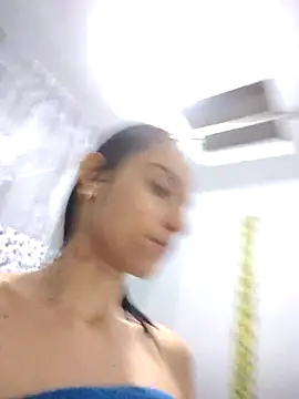 alana lara online show from 10/12/25, 11:39