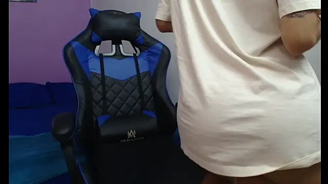 alana lara online show from 03/19/26, 07:25