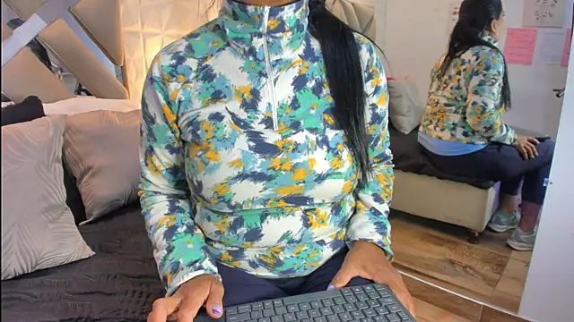 raquell moore online show from 03/11/26, 12:32