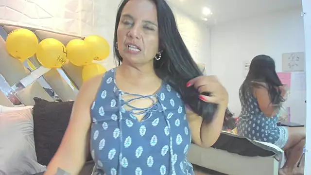 raquell moore online show from 01/05/26, 05:27