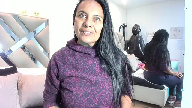 raquell moore online show from 11/07/25, 11:37