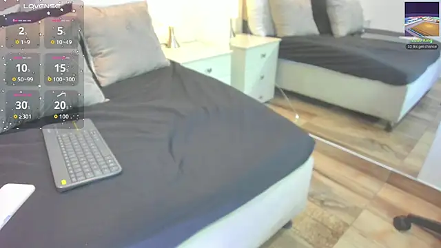 raquell moore online show from 01/16/26, 02:43