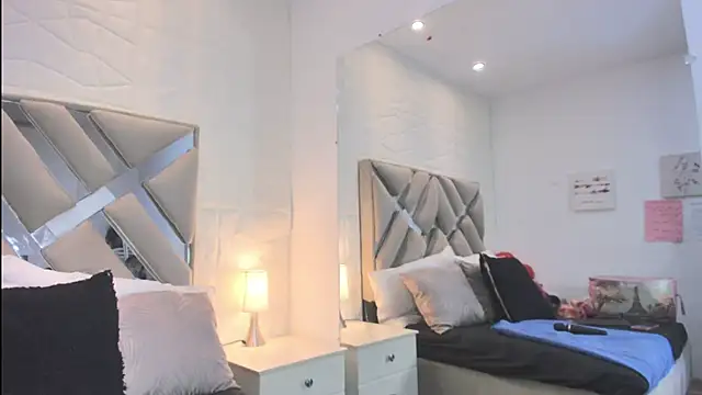 raquell moore online show from 03/26/26, 12:14